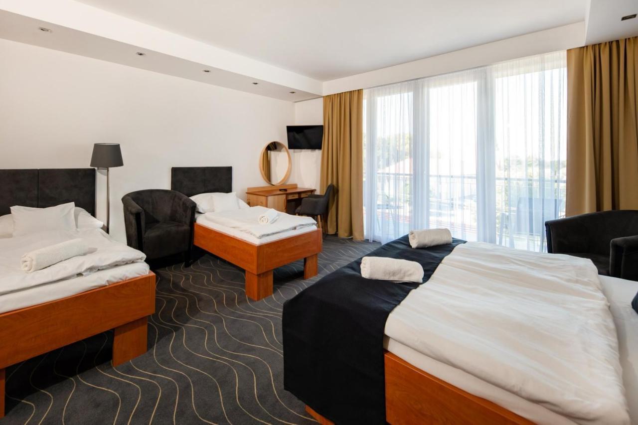 Hotel Holiday Resorts 3*