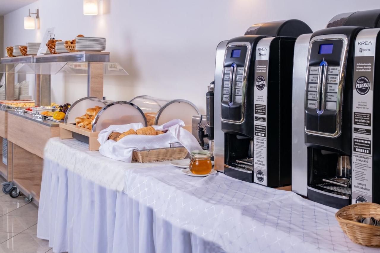 Hotel Holiday Resorts
