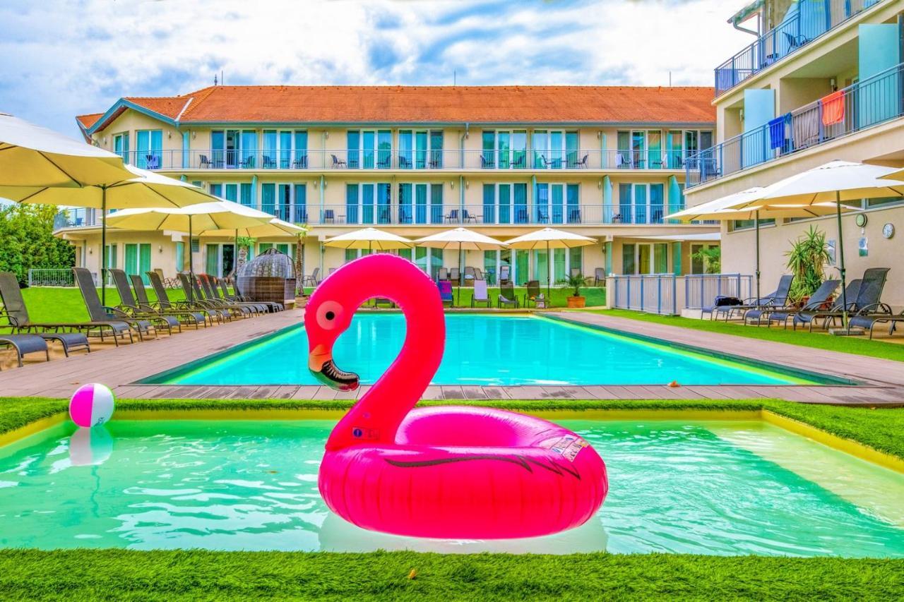 Holiday Resorts Hotel 3*